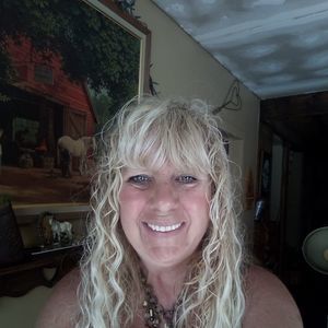 Meet your Posher, Sandy